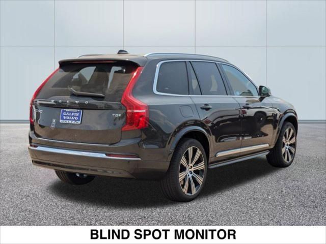 2025 Volvo XC90 Plug-In Hybrid Plus