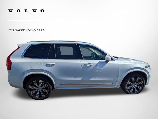 2025 Volvo XC90 Plug-In Hybrid Plus