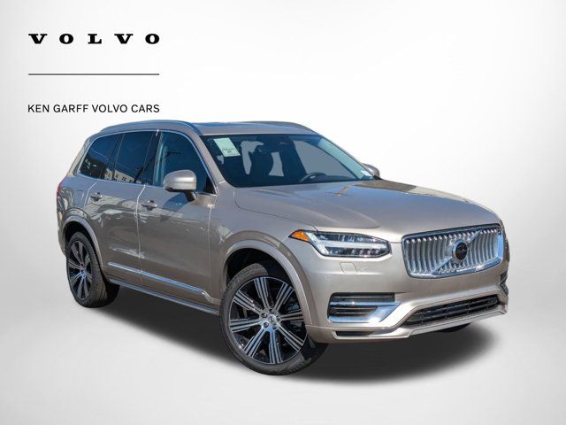 2025 Volvo XC90 Plug-In Hybrid Core