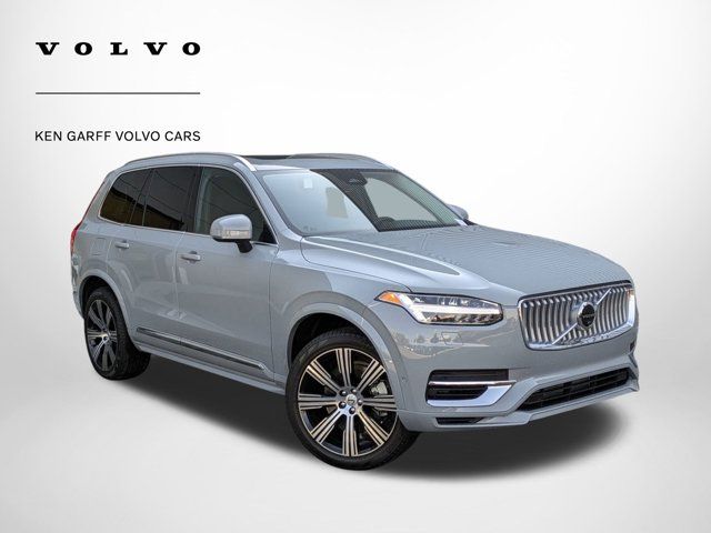 2025 Volvo XC90 Plug-In Hybrid Plus