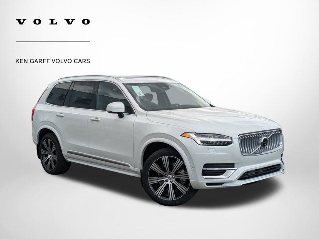 2025 Volvo XC90 Plug-In Hybrid Plus