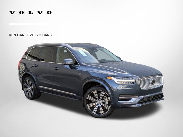 2025 Volvo XC90 Plug-In Hybrid Plus