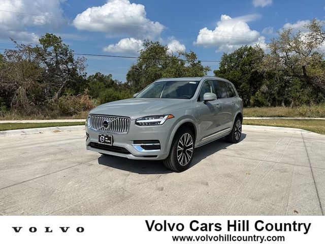 2025 Volvo XC90 Plug-In Hybrid Plus