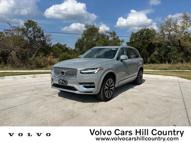 2025 Volvo XC90 Plug-In Hybrid Plus