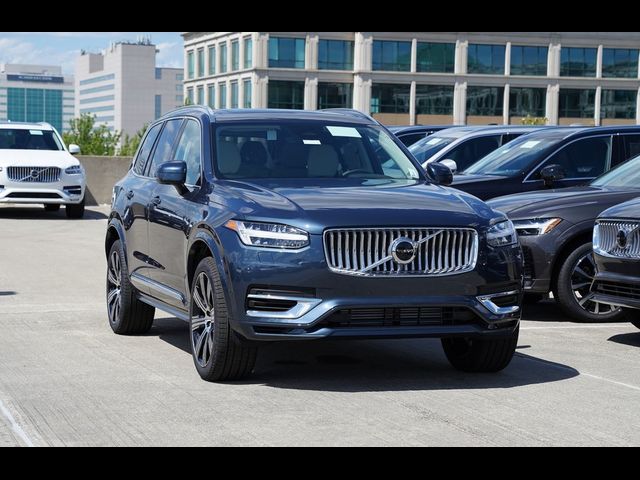 2025 Volvo XC90 Plug-In Hybrid Plus