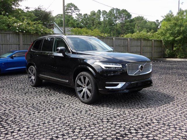 2025 Volvo XC90 Plug-In Hybrid Plus