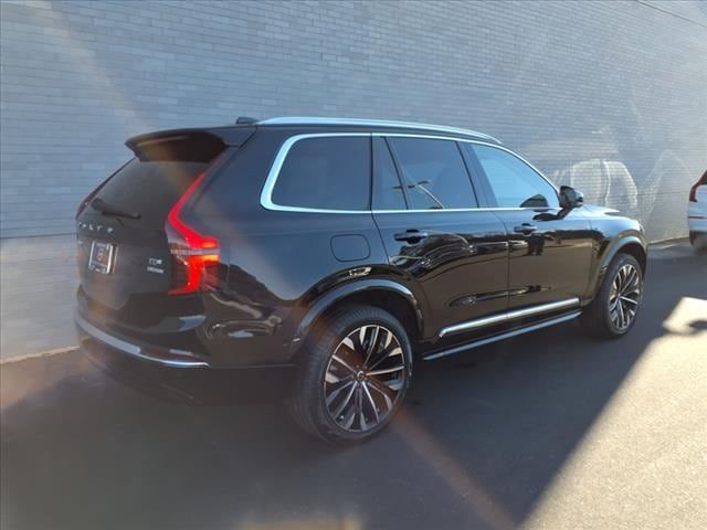 2025 Volvo XC90 Plug-In Hybrid Plus