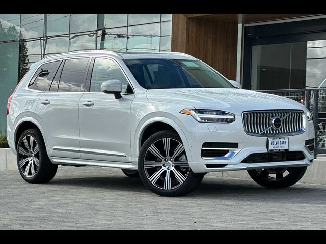 2025 Volvo XC90 Plug-In Hybrid Plus