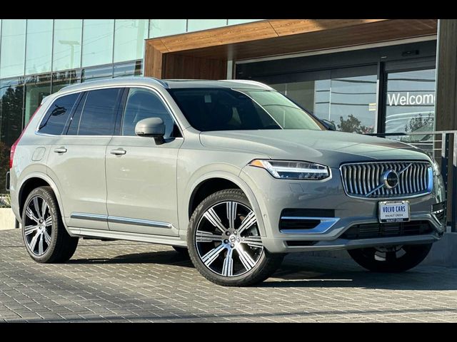 2025 Volvo XC90 Plug-In Hybrid Plus