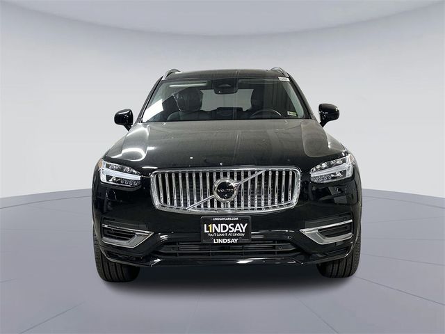 2025 Volvo XC90 Plug-In Hybrid Plus