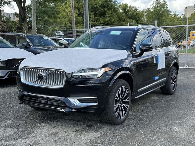 2025 Volvo XC90 Plug-In Hybrid Plus