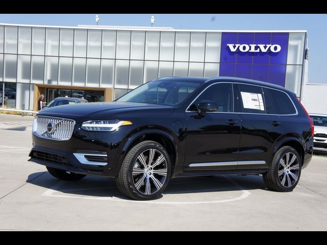 2025 Volvo XC90 Plug-In Hybrid Plus