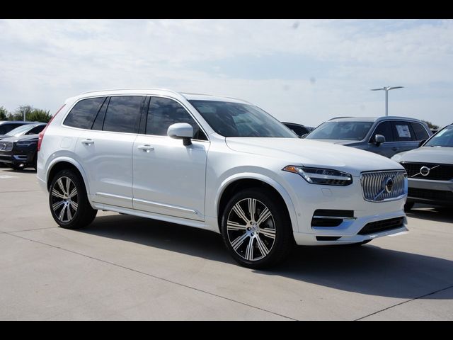 2025 Volvo XC90 Plug-In Hybrid Plus