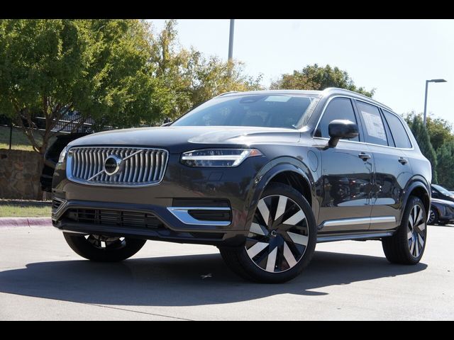 2025 Volvo XC90 Plug-In Hybrid Plus