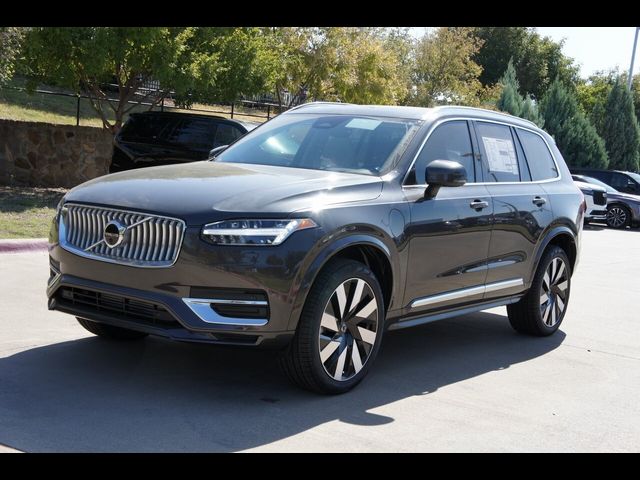 2025 Volvo XC90 Plug-In Hybrid Plus