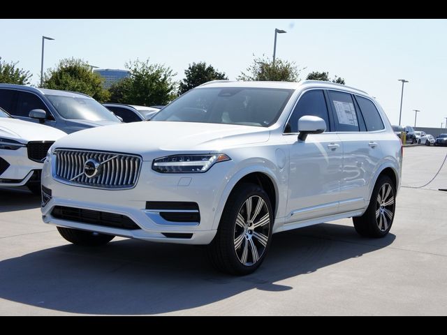 2025 Volvo XC90 Plug-In Hybrid Plus