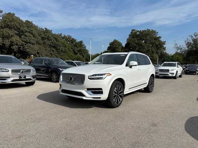 2025 Volvo XC90 Plug-In Hybrid Plus