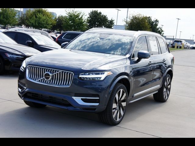 2025 Volvo XC90 Plug-In Hybrid Plus