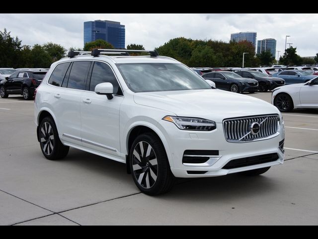 2025 Volvo XC90 Plug-In Hybrid Plus