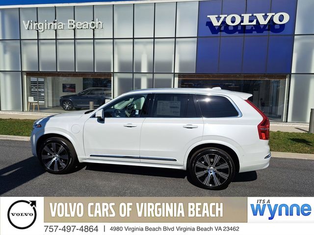 2025 Volvo XC90 Plug-In Hybrid Plus