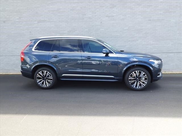 2025 Volvo XC90 Plug-In Hybrid Plus