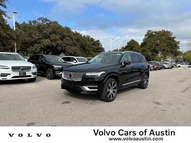 2025 Volvo XC90 Plug-In Hybrid Plus