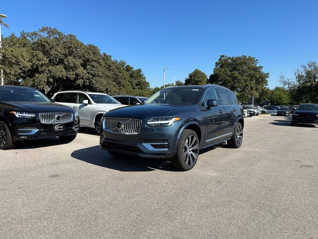 2025 Volvo XC90 Plug-In Hybrid Plus