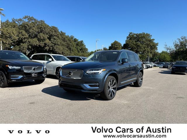 2025 Volvo XC90 Plug-In Hybrid Plus