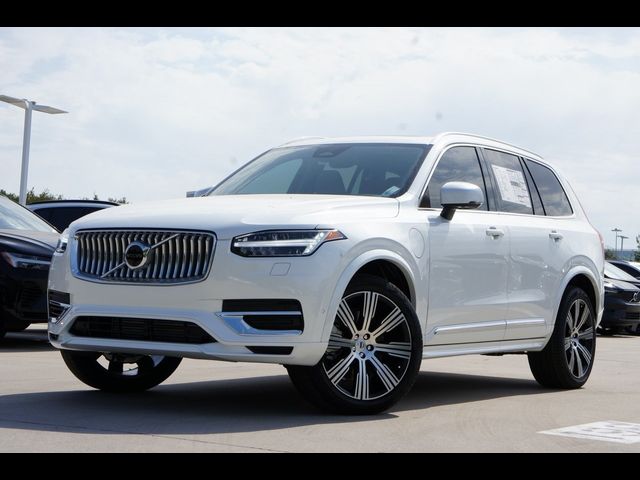 2025 Volvo XC90 Plug-In Hybrid Plus