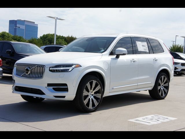 2025 Volvo XC90 Plug-In Hybrid Plus