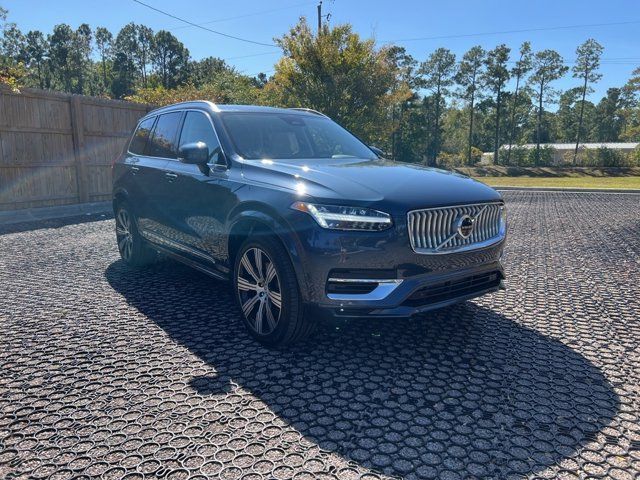 2025 Volvo XC90 Plug-In Hybrid Plus