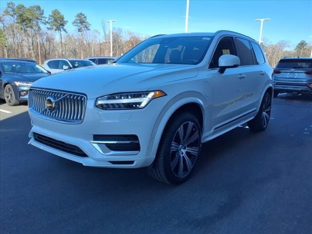 2025 Volvo XC90 Plug-In Hybrid Ultra