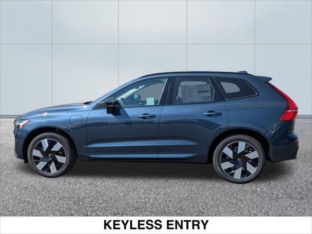 2025 Volvo XC60 Plug-In Hybrid Plus