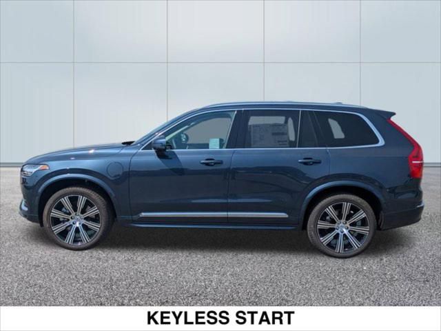 2025 Volvo XC90 Plug-In Hybrid Plus