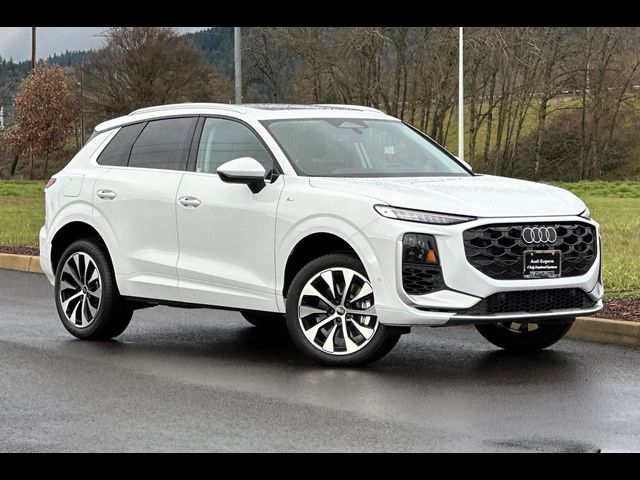 2026 Audi Q3 S line
