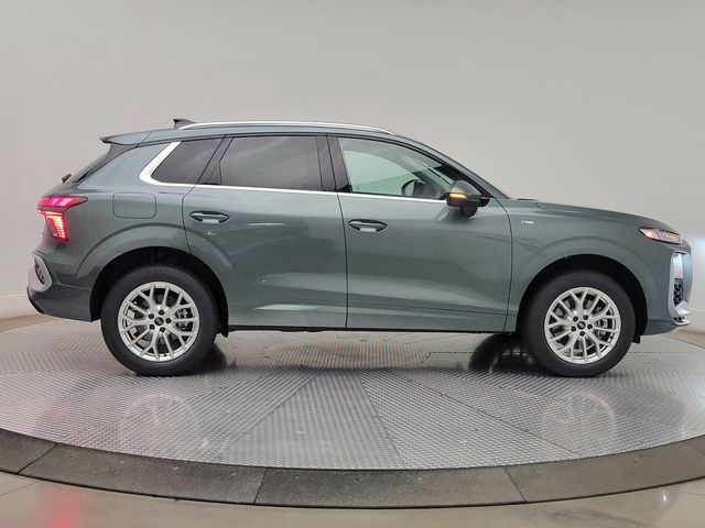 2026 Audi Q3 S line