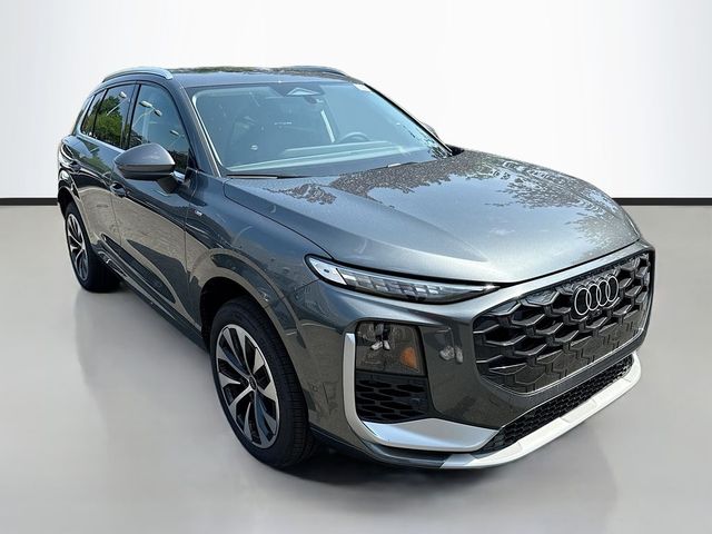 2026 Audi Q3 S line