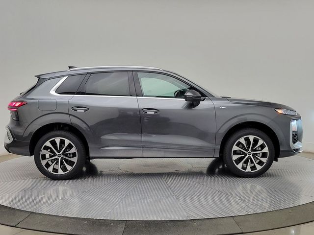 2026 Audi Q3 S line