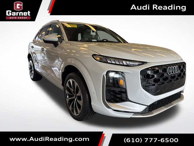 2026 Audi Q3 S line