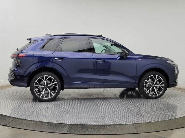 2026 Audi Q3 S line