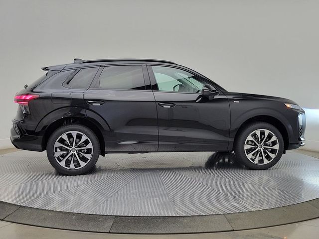 2026 Audi Q3 S line