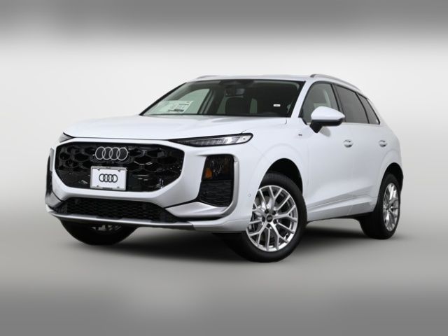 2026 Audi Q3 S line