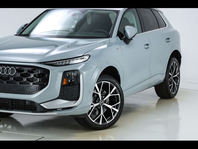 2026 Audi Q3 S line