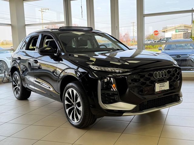 2026 Audi Q3 S line