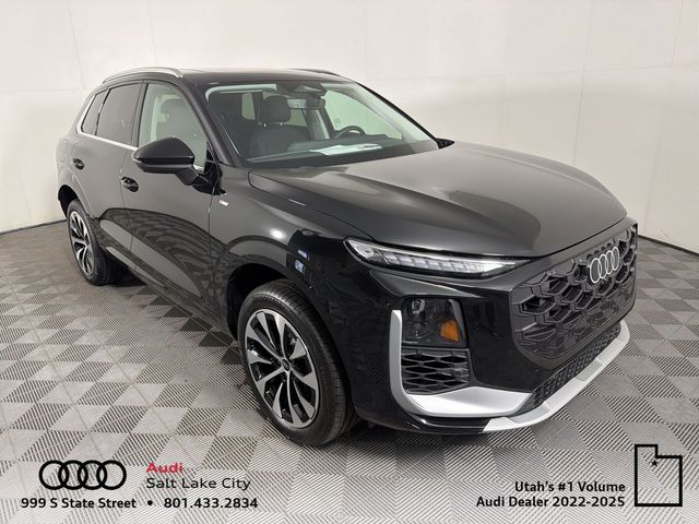2026 Audi Q3 S line