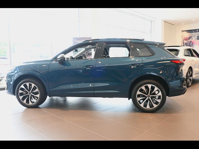 2026 Audi Q3 S line