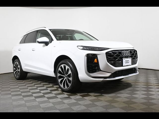 2026 Audi Q3 S line
