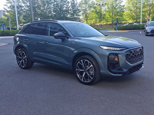 2026 Audi Q3 S line