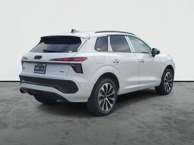2026 Audi Q3 S line