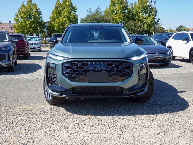 2026 Audi Q3 S line